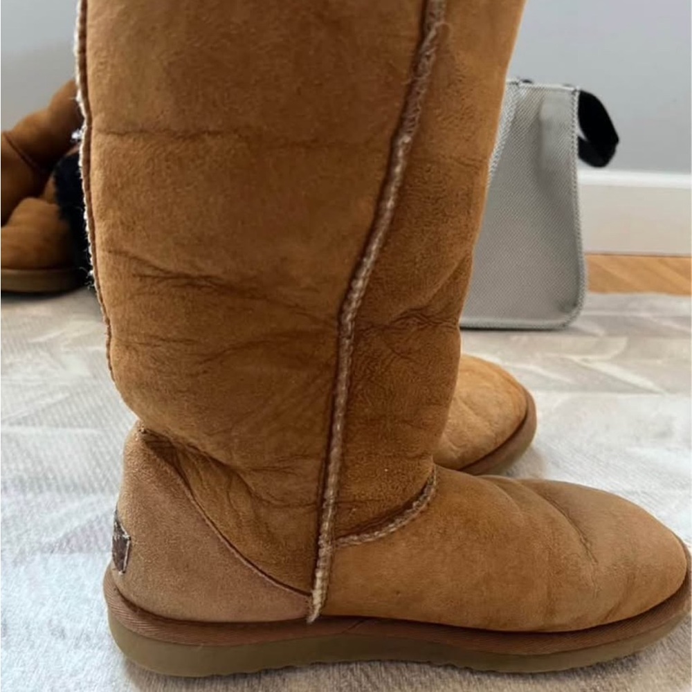 UGG Classic Brown Sheepskin Boots
